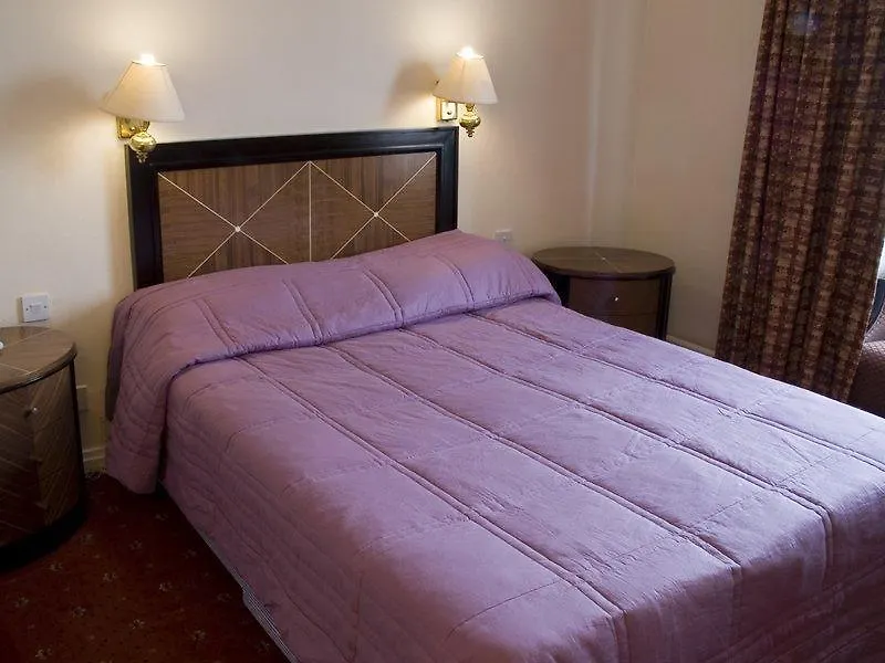 **  The Ashley Hotel Hale  Royaume-Uni