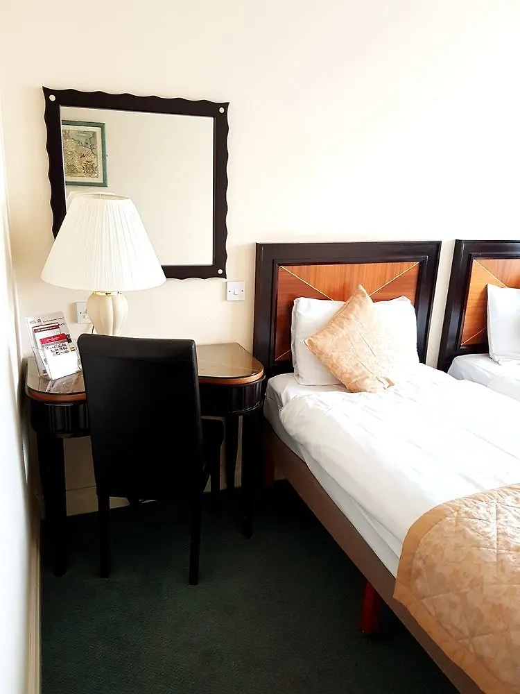 The Ashley Hotel Hale  2*, Hale (Greater Manchester)